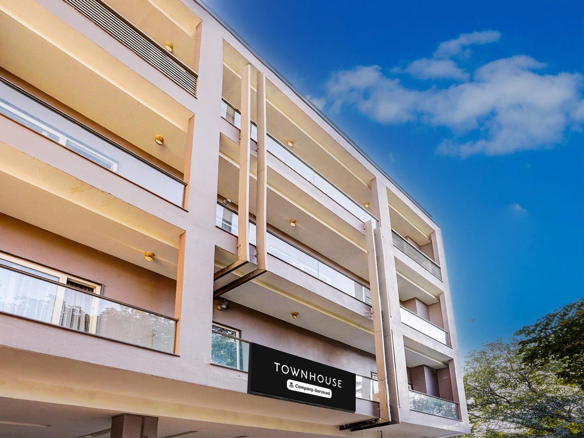 Super Townhouse Pitampura West Enclave Hotel Delhi  Exterior photo